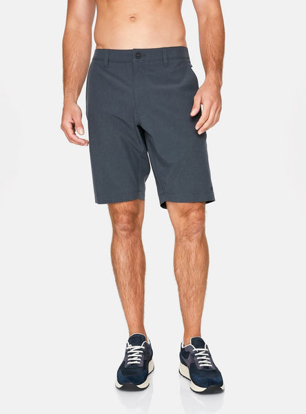 7Diamonds Momentum Shorts